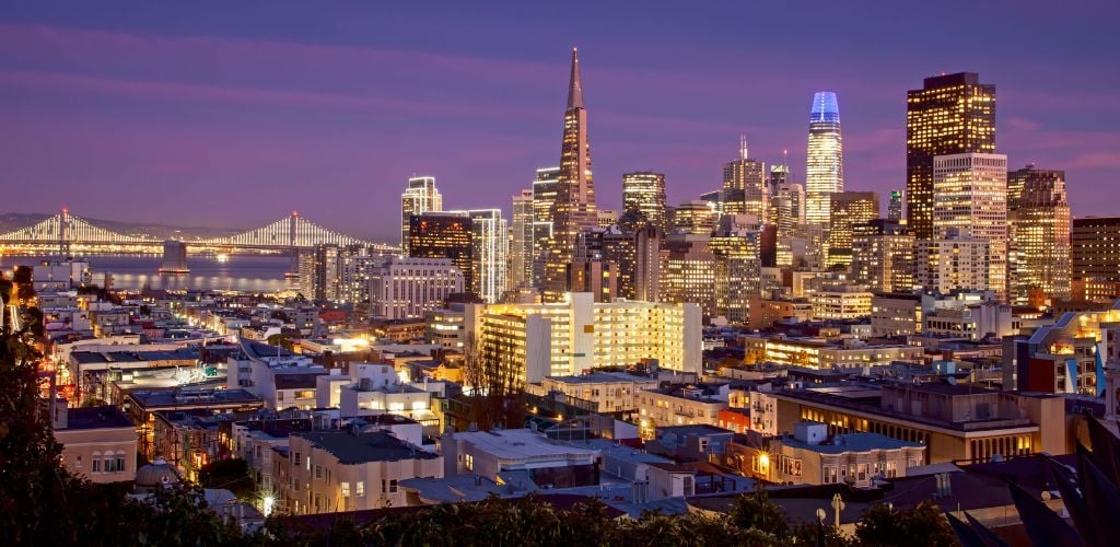 San Francisco skyline at night